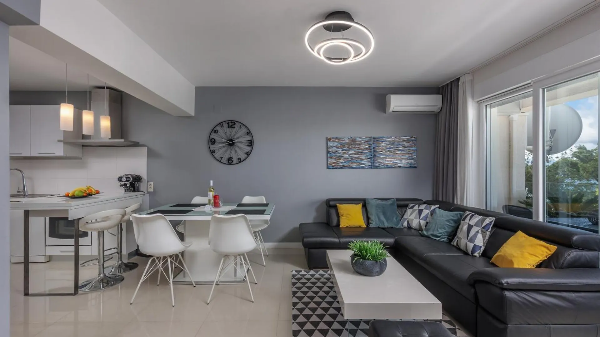 Apartments Sax Crikvenica
